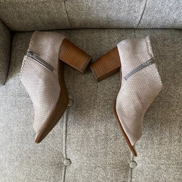 Jack Rodgers • Maya Peep Toe Bootie • Tan Suede - Picture 9 of 10